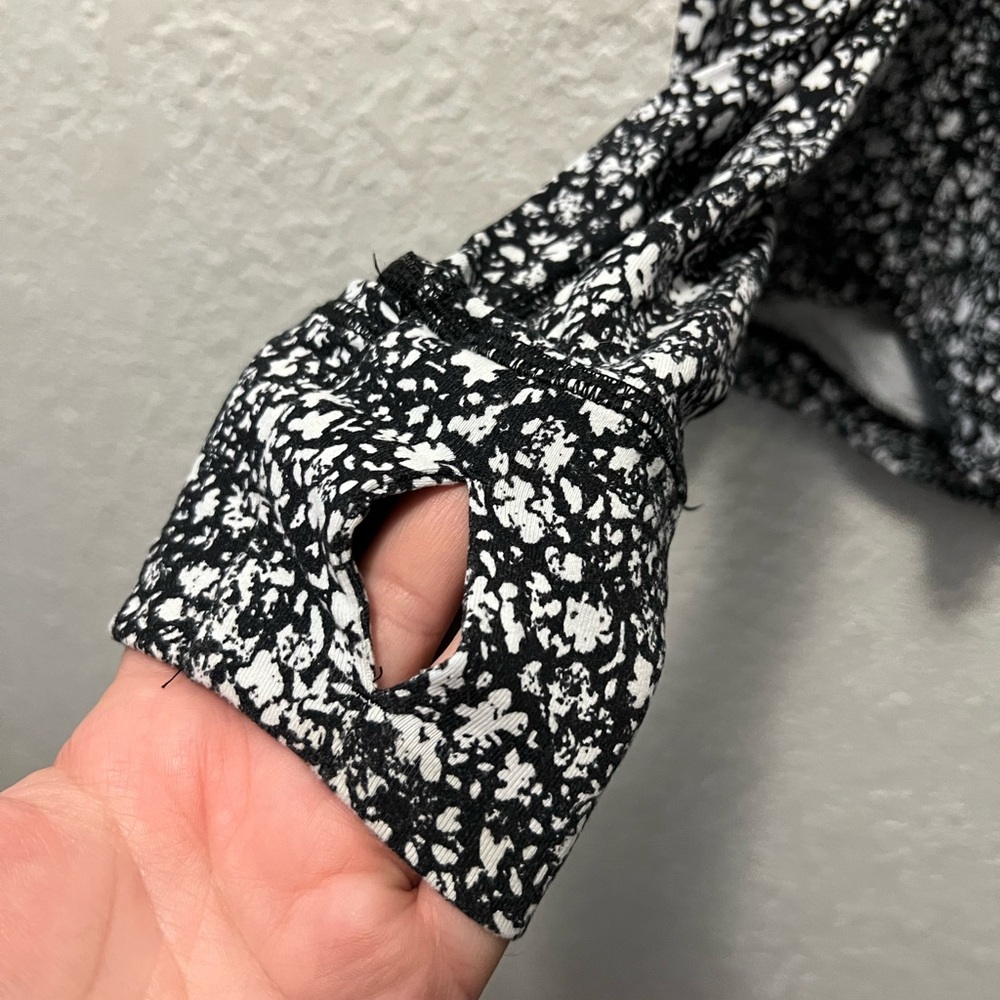 Lululemon Rulu Run Long Sleeve Shirt Venture Floral Alpine White Black - Picture 8 of 11